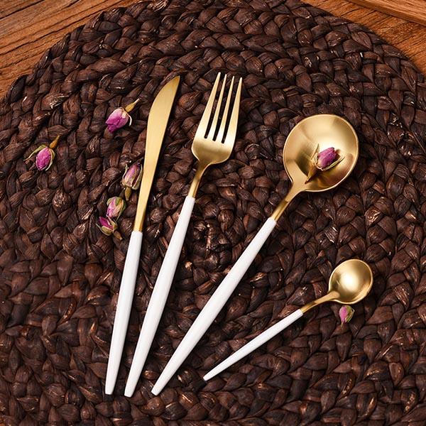LUXE™ WHITE & GOLD LUXURY CUTLERY - SET OF 4 PIECES