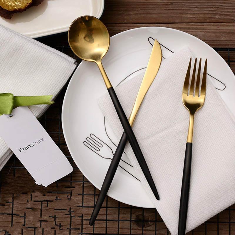 LUXE™ BLACK & GOLD LUXURY CUTLERY - SET OF 4 PIECES