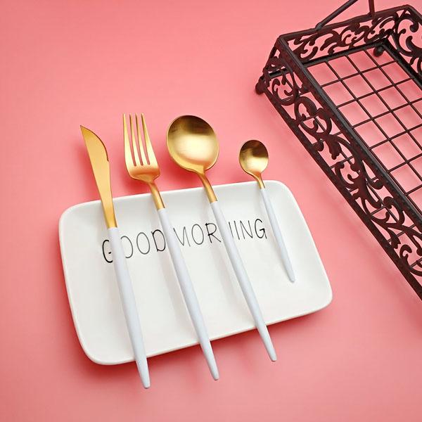 LUXE™ WHITE & GOLD LUXURY CUTLERY - SET OF 4 PIECES